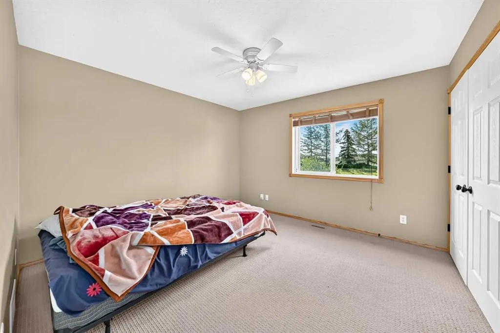 116 Iverson Close