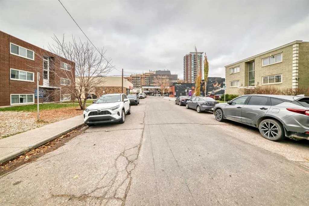 1715 13 Street SW #1