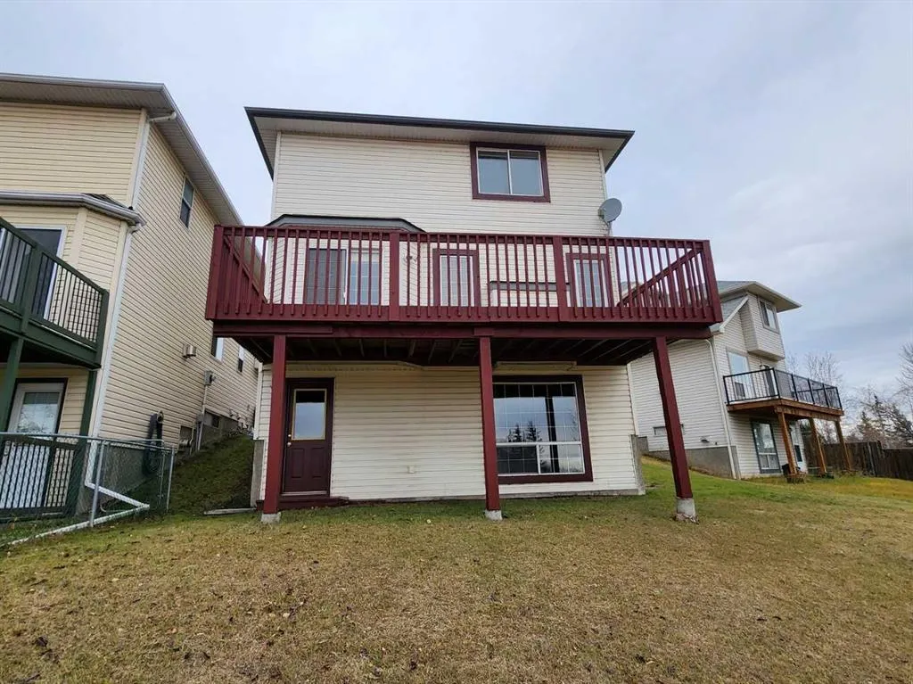 102 Somervale Green SW