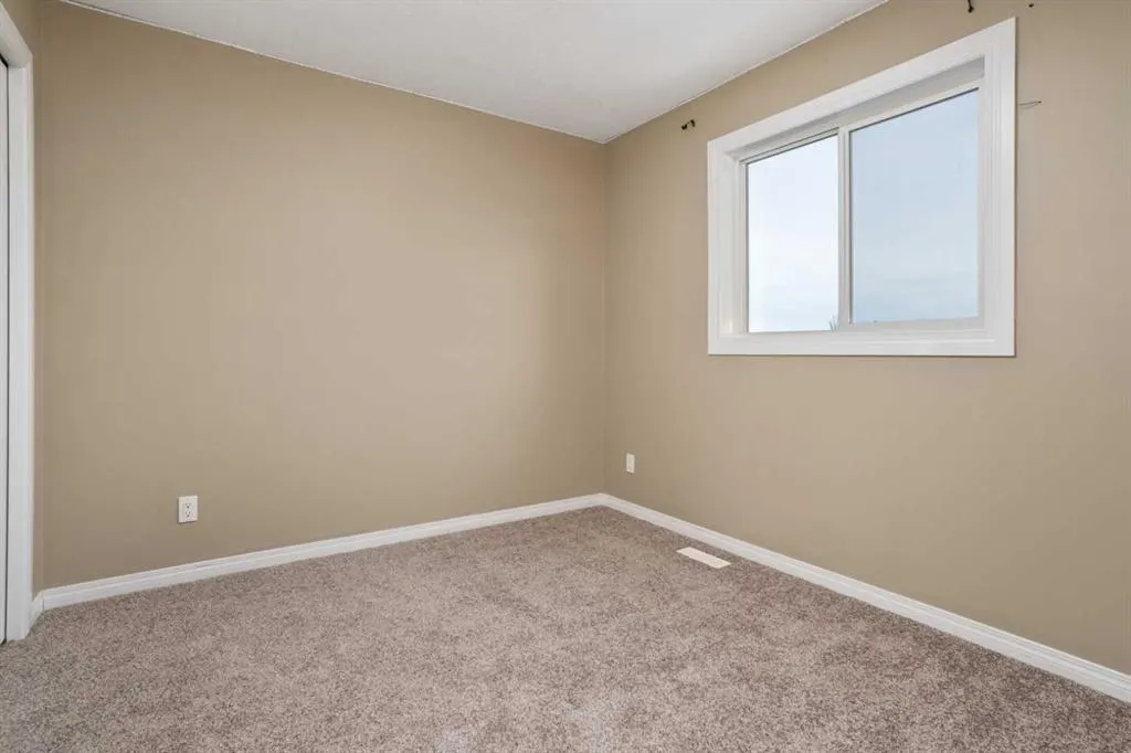6802 50 Avenue #6