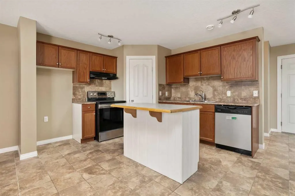 6802 50 Avenue #6