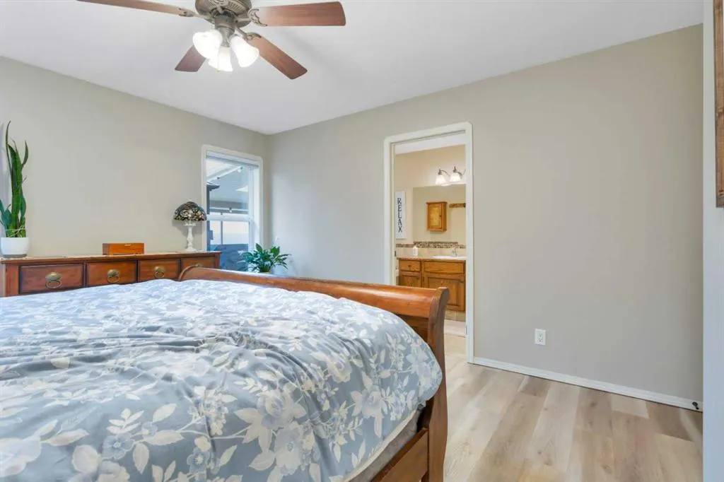 52 Irving Crescent