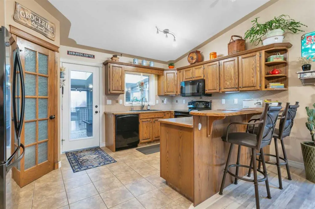 52 Irving Crescent