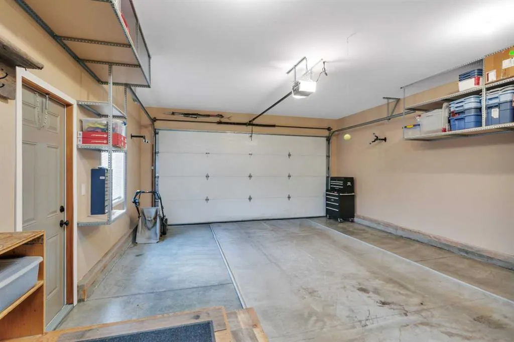 52 Irving Crescent