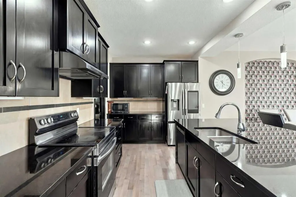 65 Sage Bank Crescent NW