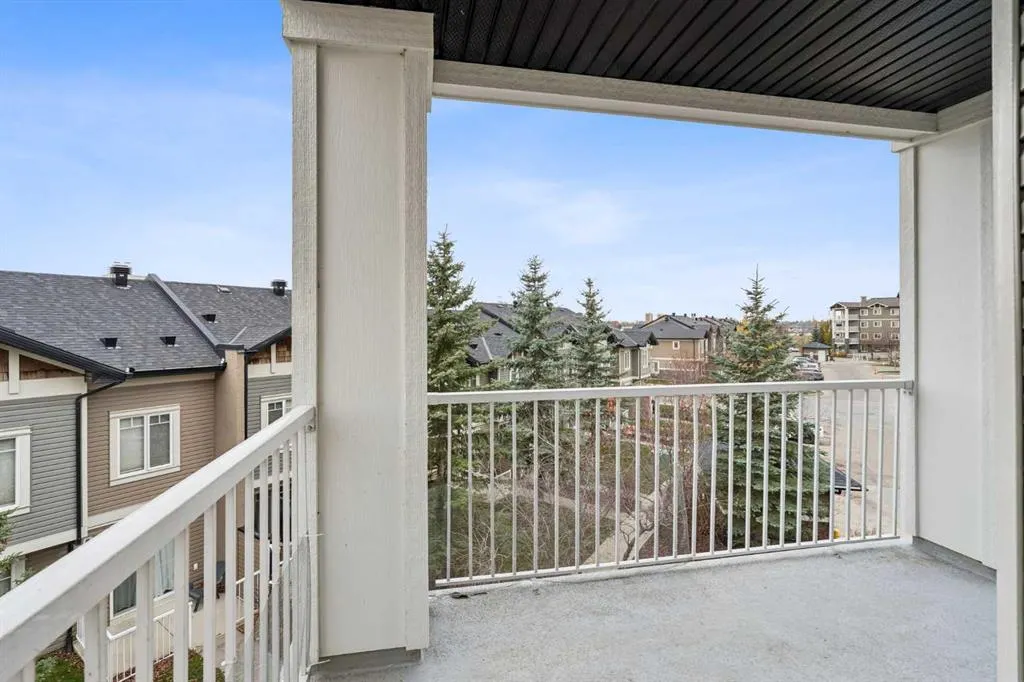 115 Prestwick Villas SE #1312