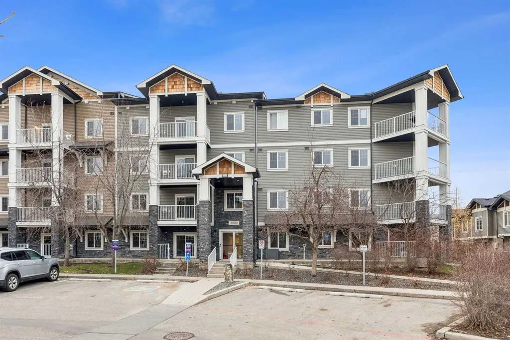 115 Prestwick Villas SE #1312
