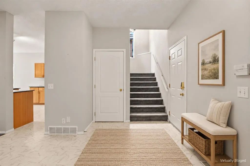 15 Hidden Ranch Crescent NW
