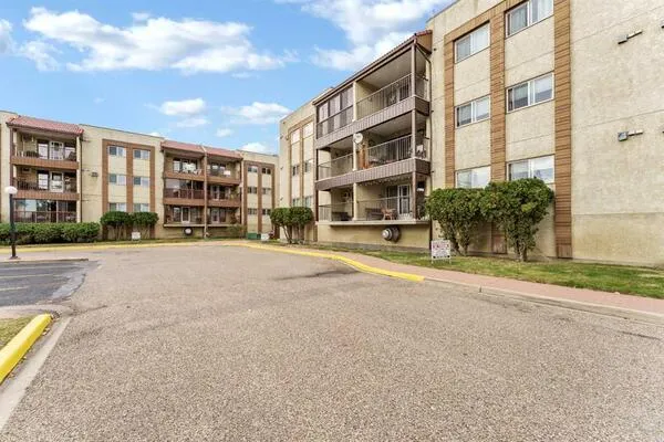 3090 15 Avenue SE #123