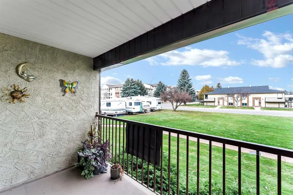 3090 15 Avenue SE #123