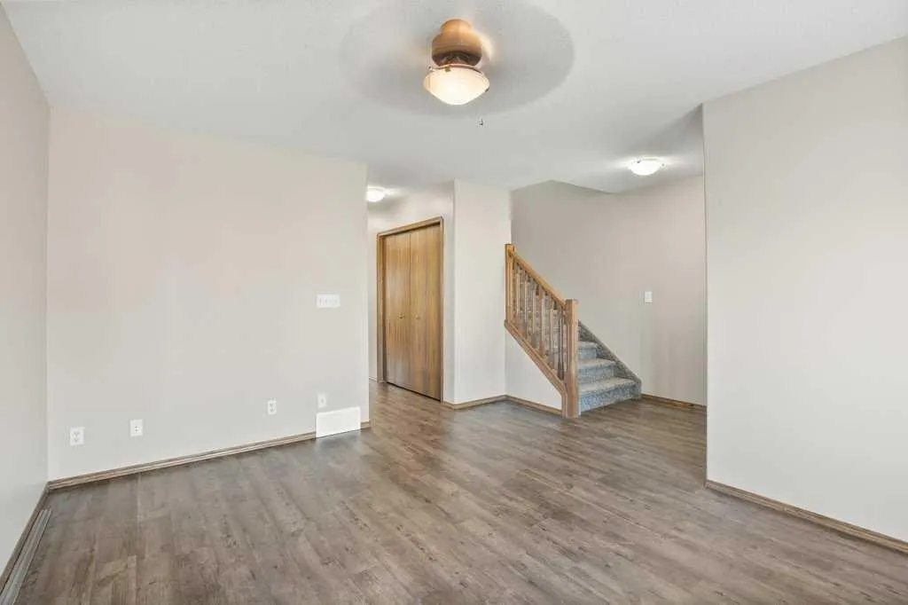129 Lyons Close