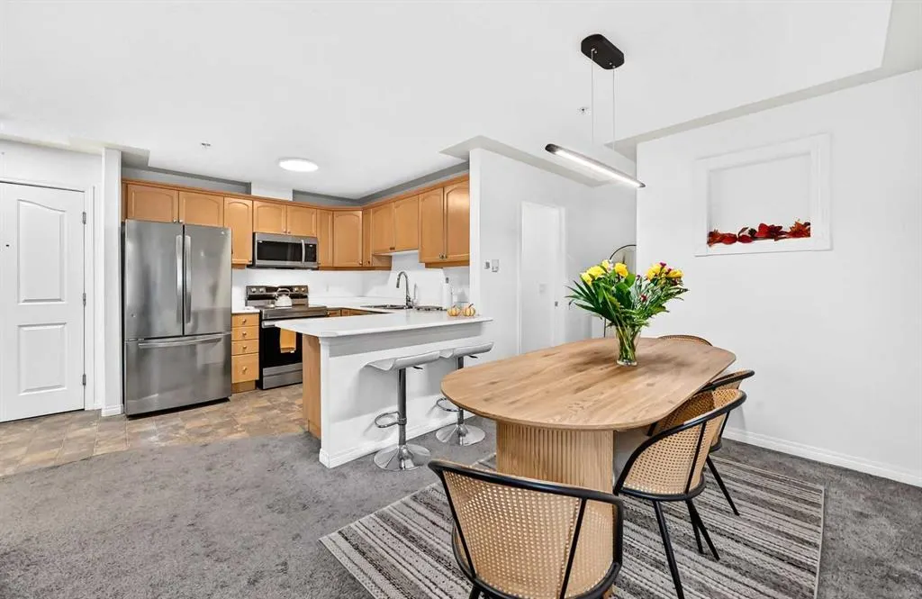 369 Rocky Vista Park NW #302