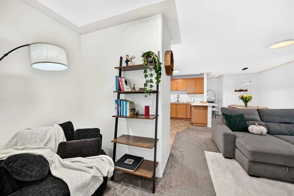 369 Rocky Vista Park NW #302