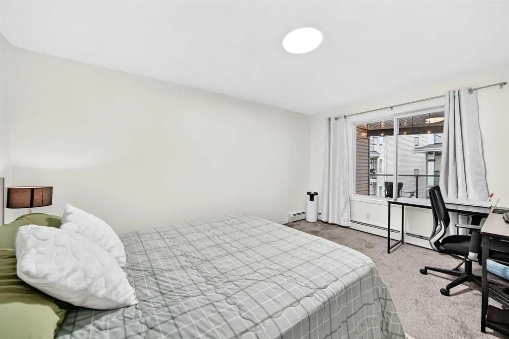 369 Rocky Vista Park NW #302