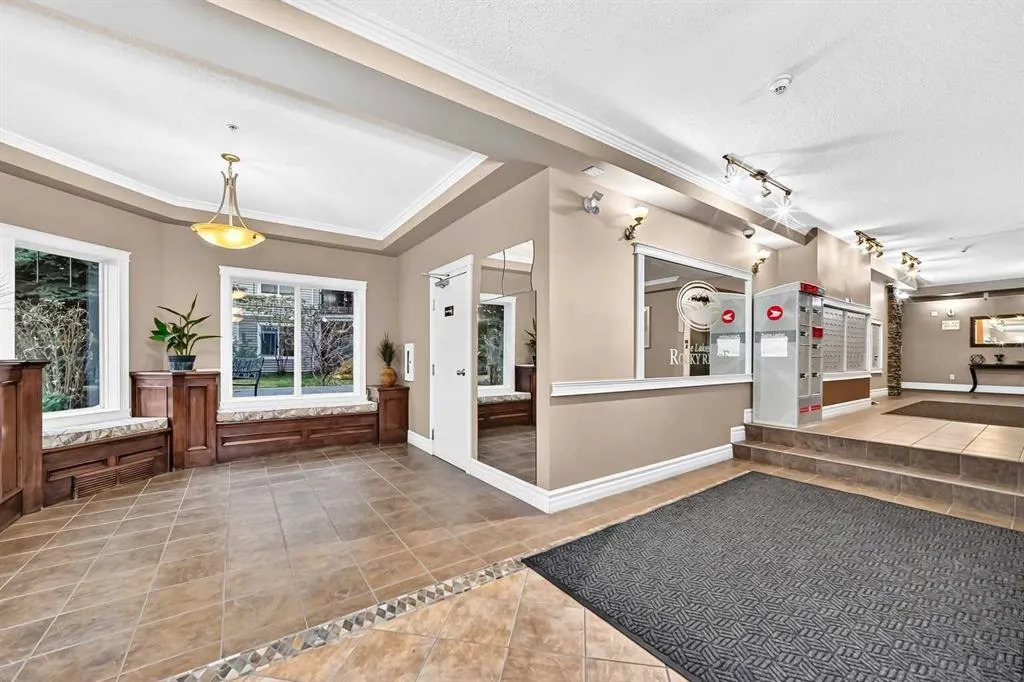 369 Rocky Vista Park NW #302