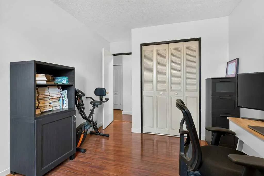 1616 8 Avenue NW #322