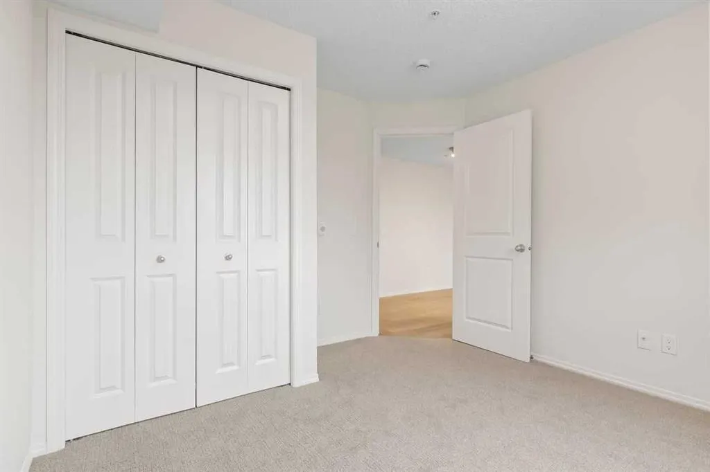 115 Prestwick Villas SE #1212
