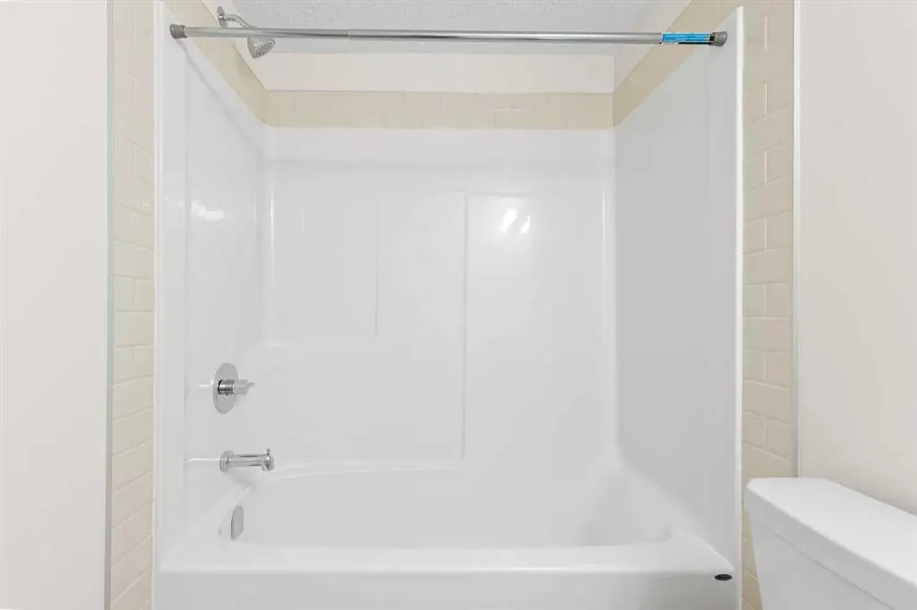 115 Prestwick Villas SE #1212