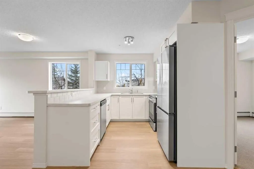 115 Prestwick Villas SE #1212