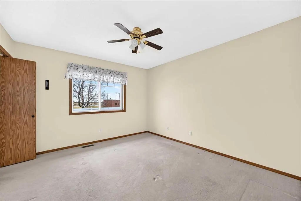 110 Freeman Way NW