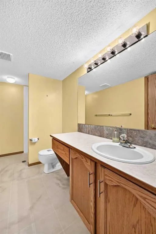 110 Freeman Way NW