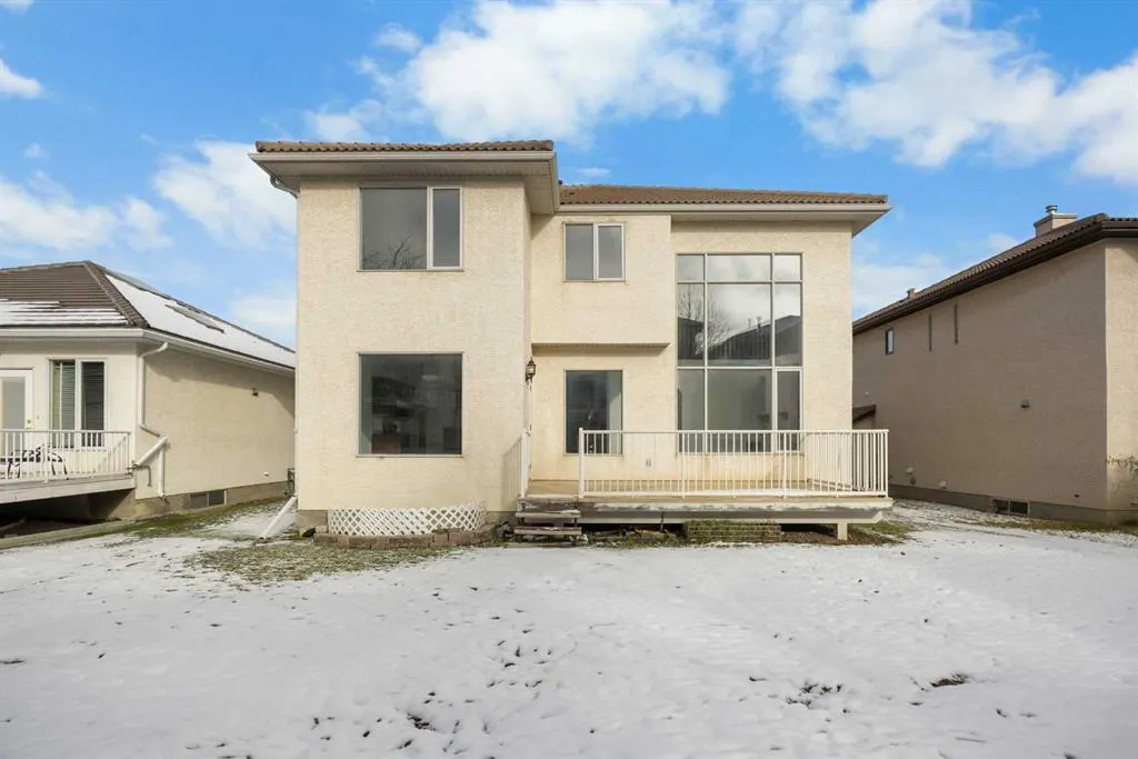 78 Hamptons Circle NW