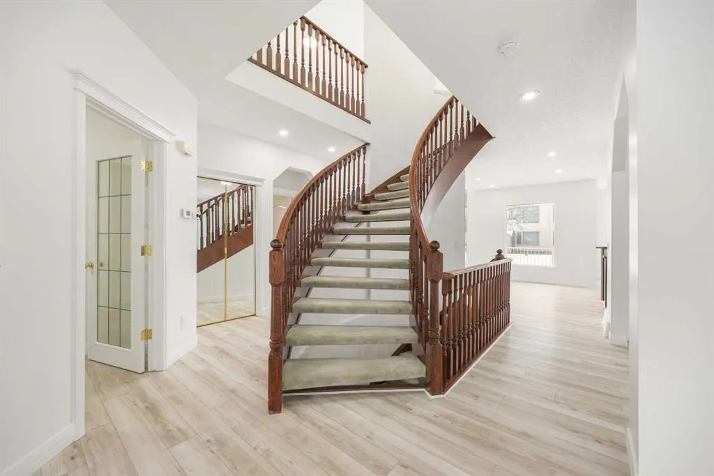78 Hamptons Circle NW