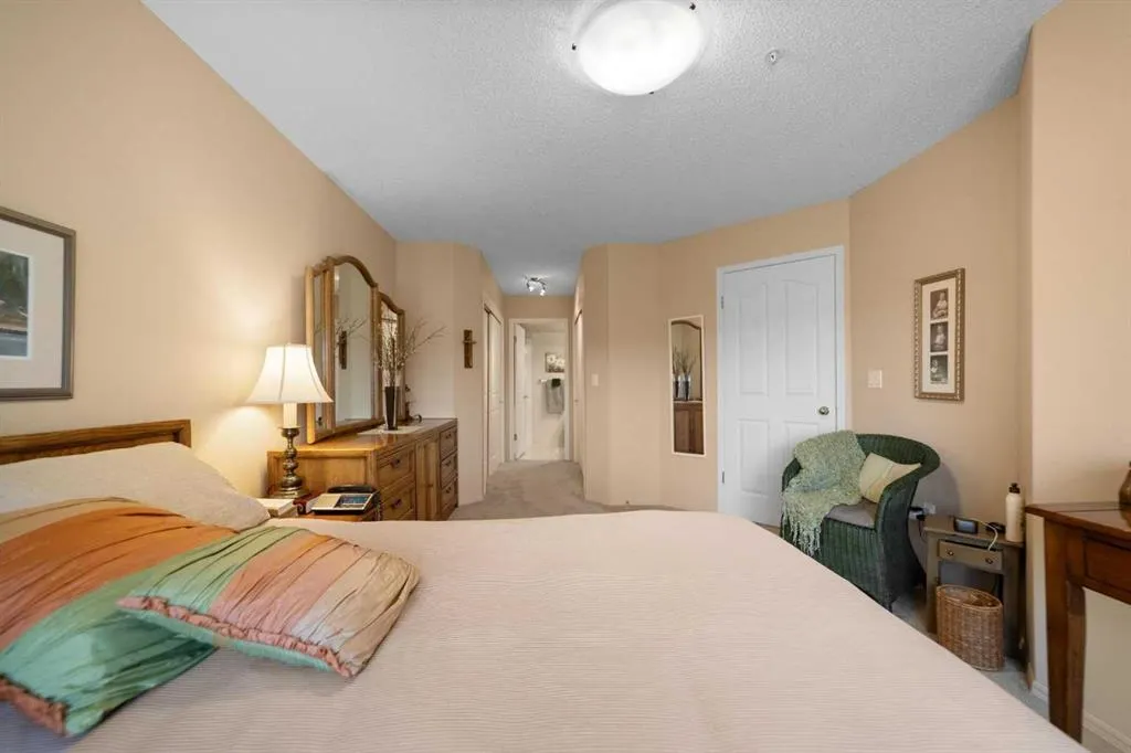 4615 50 Street #306