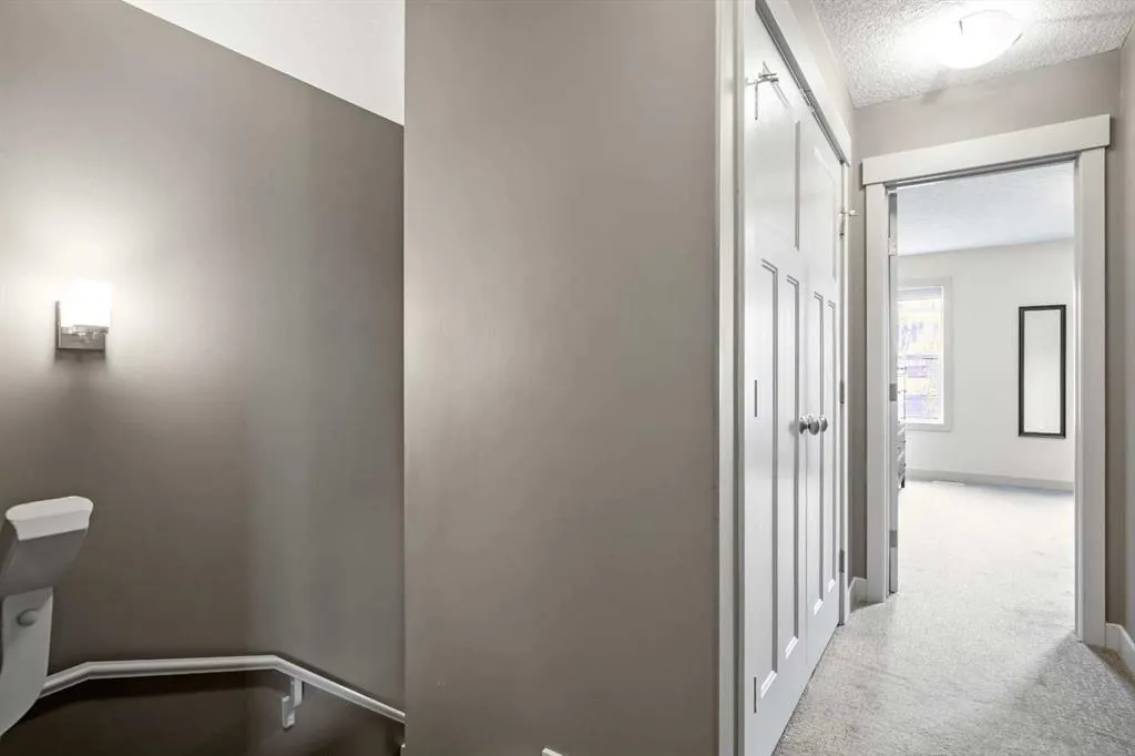 4615 17 Avenue NW #2