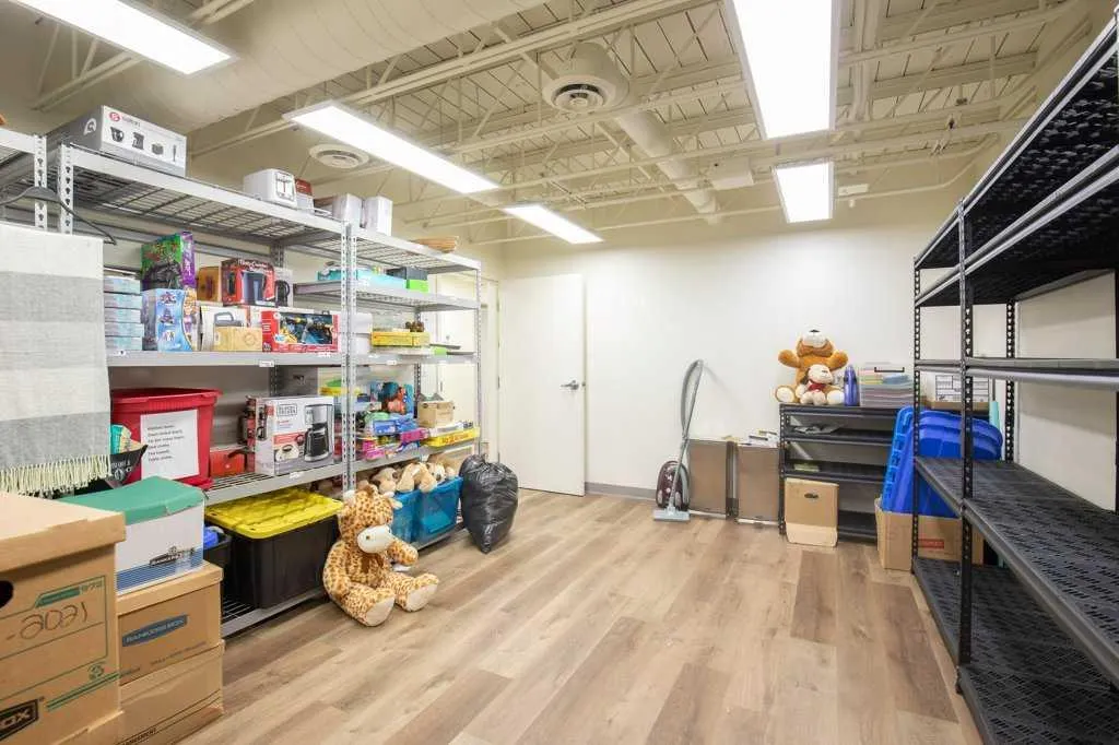 5301 43 Street #122 B