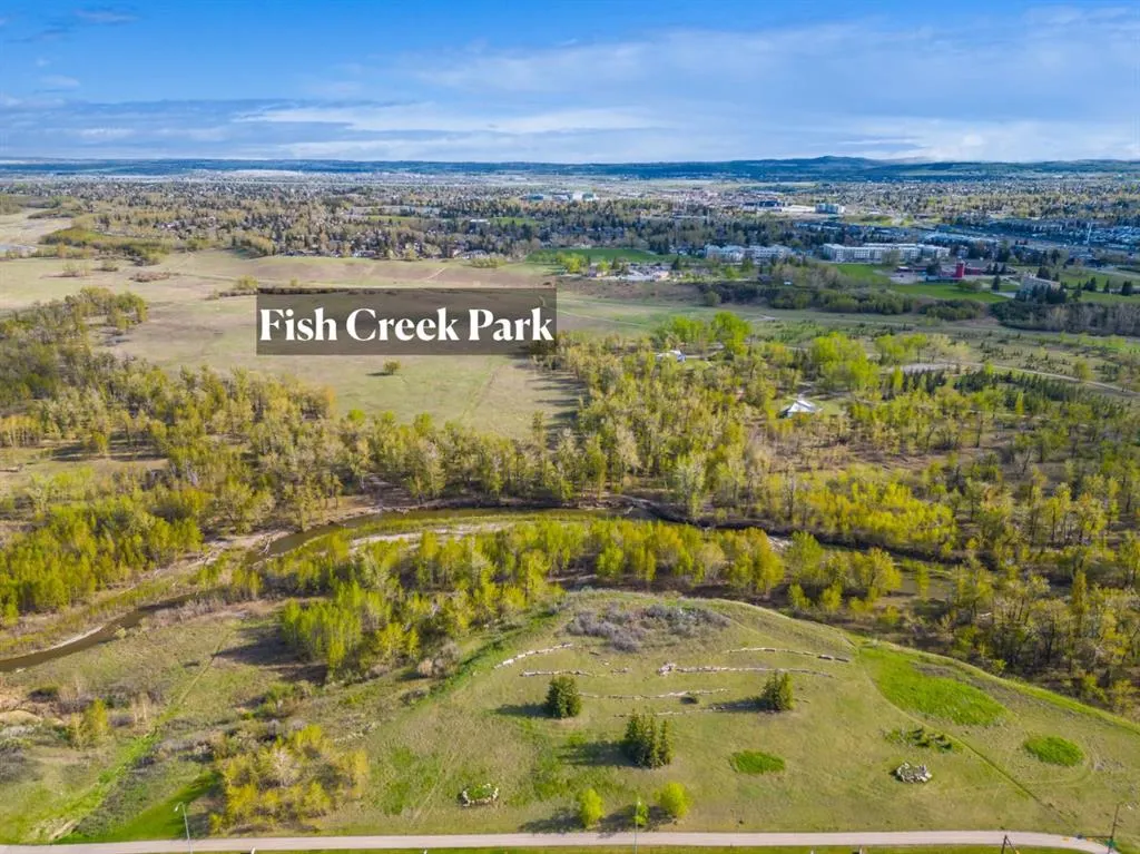 163 Lake Arrow Green SE