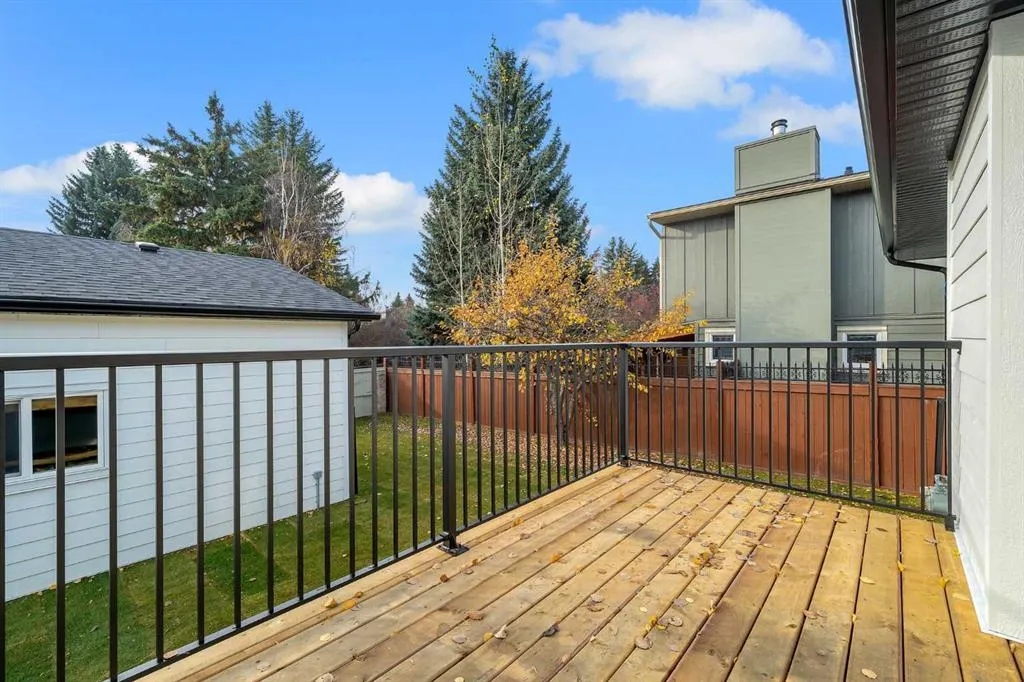 311 Parkglen Crescent SE