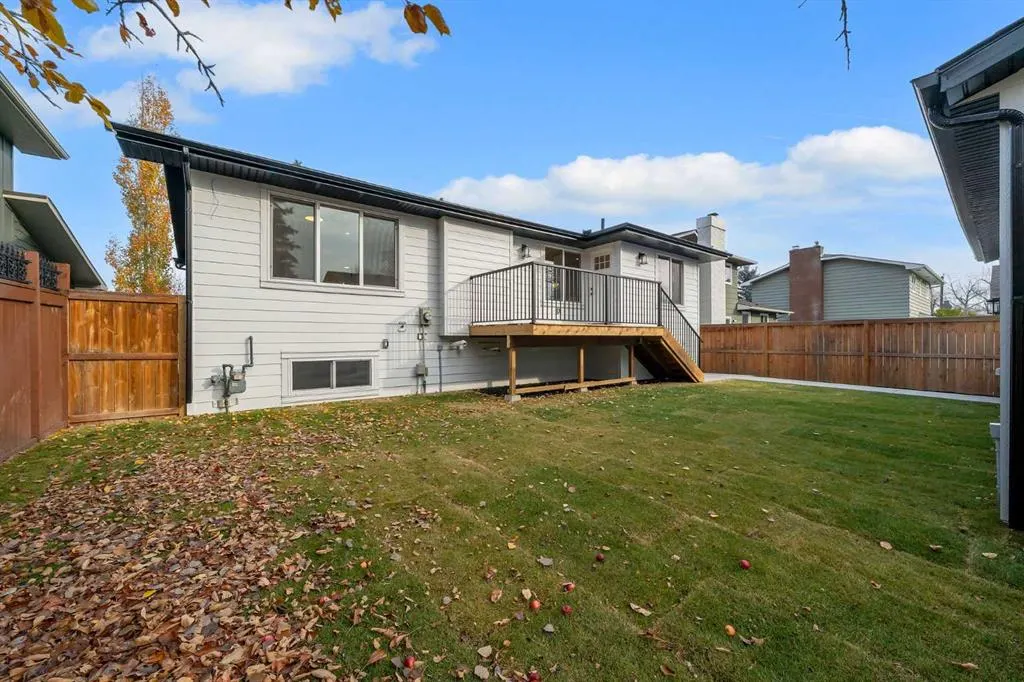 311 Parkglen Crescent SE