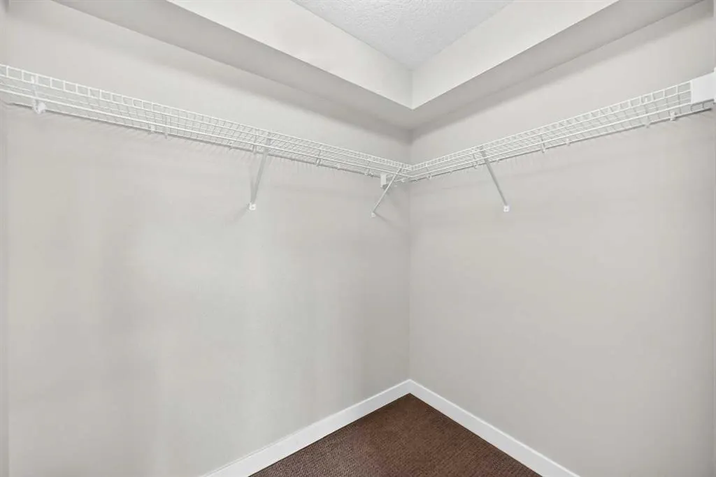 1042 Mckenzie Towne Villas SE