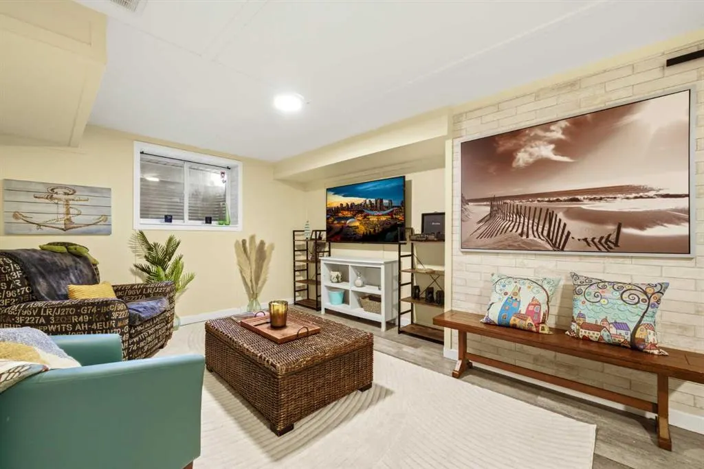 171 Prestwick Villas SE