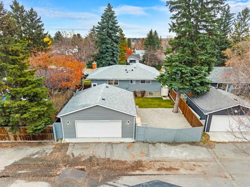 7 Canna Bay SW