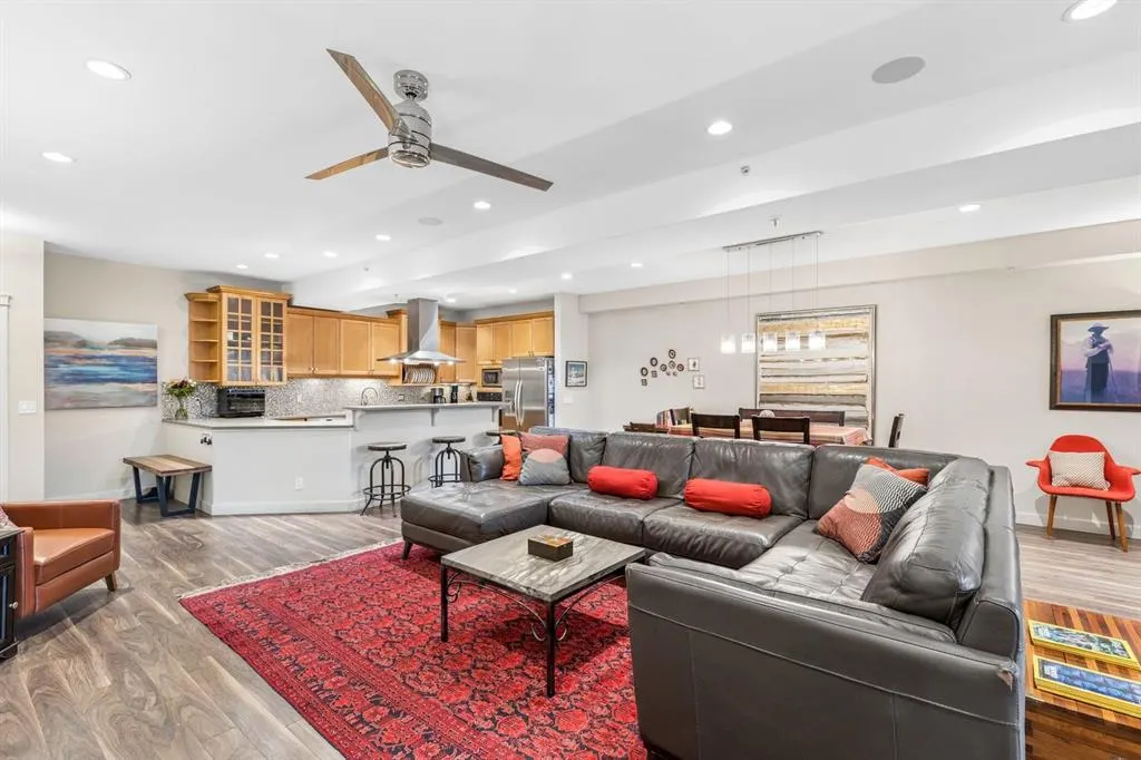 2134 Kensington Road NW #308