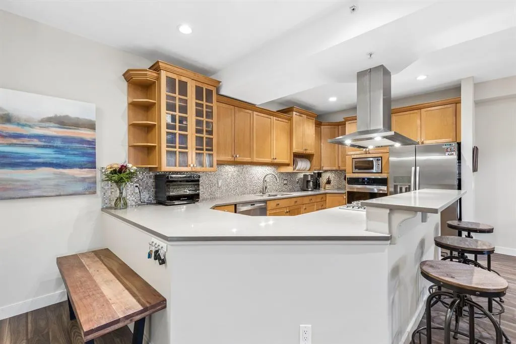 2134 Kensington Road NW #308