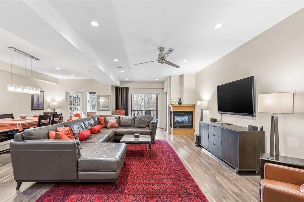 2134 Kensington Road NW #308