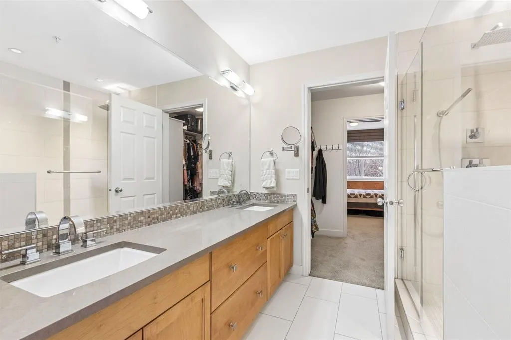 2134 Kensington Road NW #308