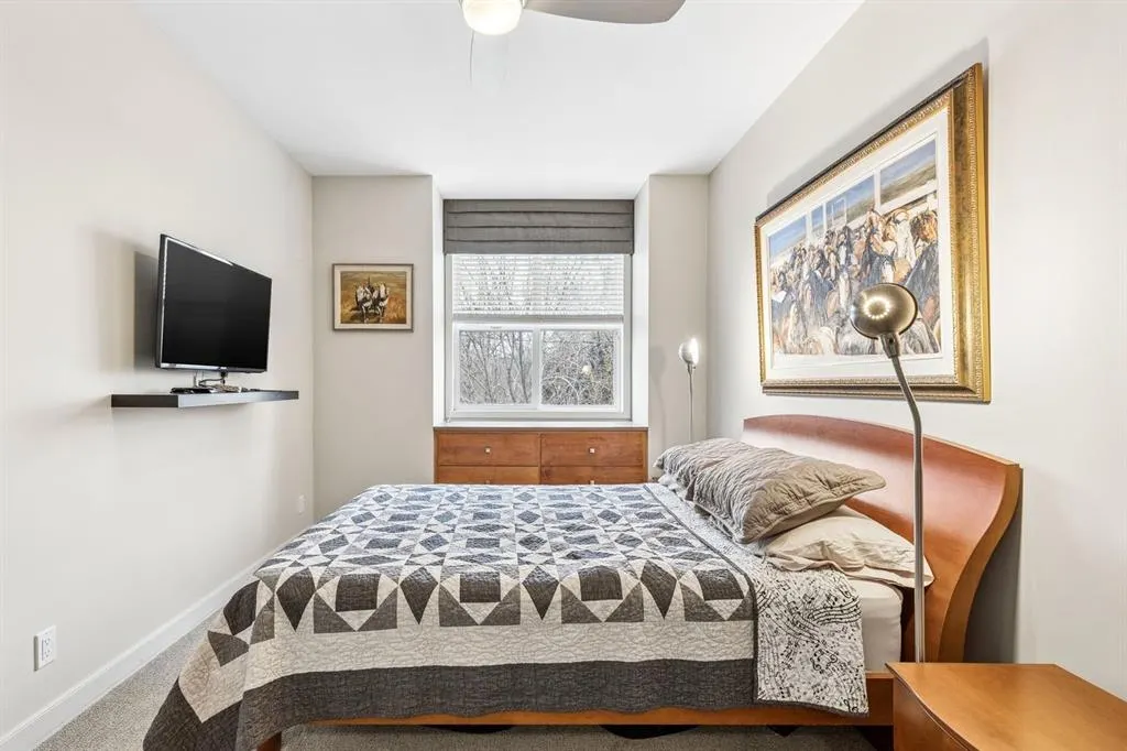 2134 Kensington Road NW #308