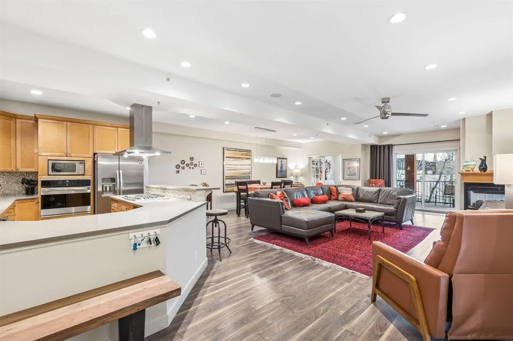 2134 Kensington Road NW #308