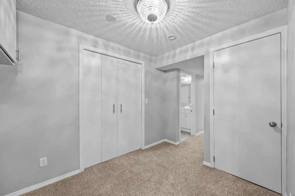 6100 4 Avenue NE #15