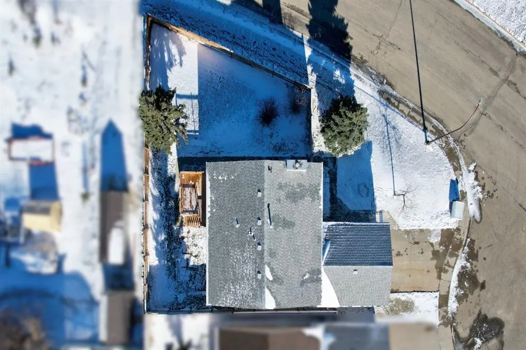 33 Assiniboine Drive