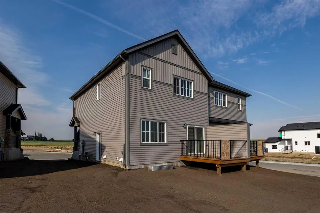 304 Edgefield Close