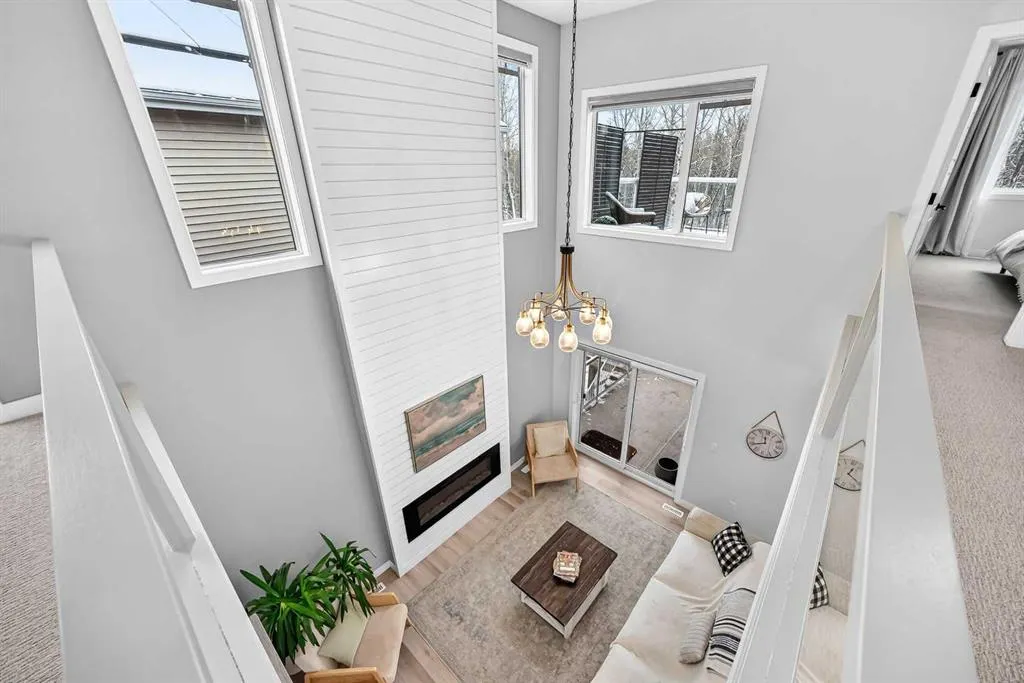 543 Rivercrest View