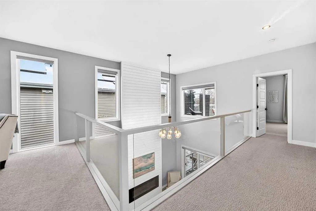543 Rivercrest View