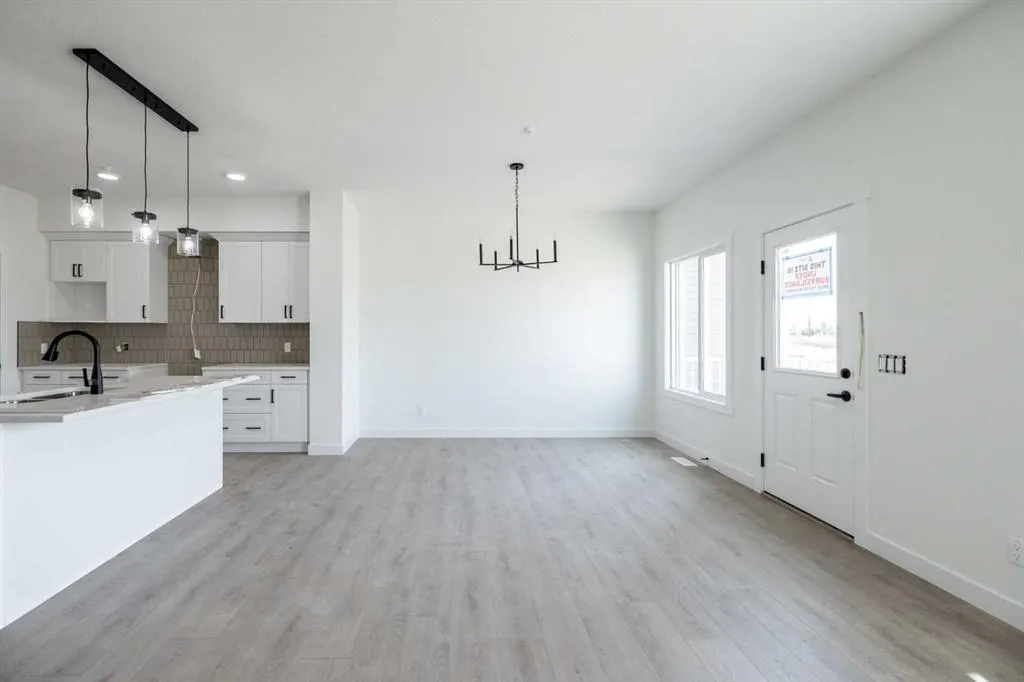 385 Sora Park SE