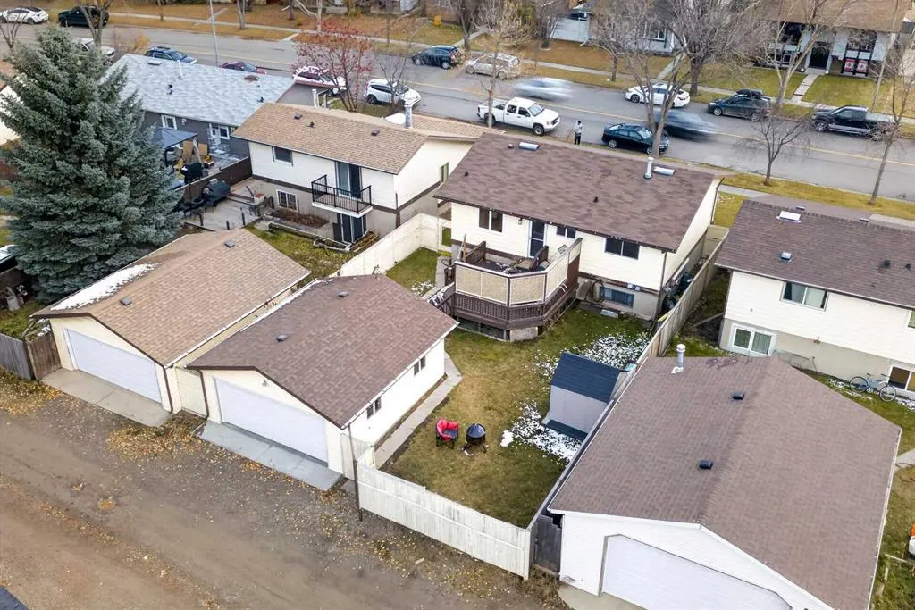 1051 Abbeydale Drive NE
