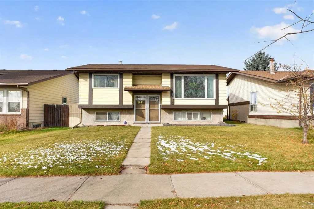 1051 Abbeydale Drive NE